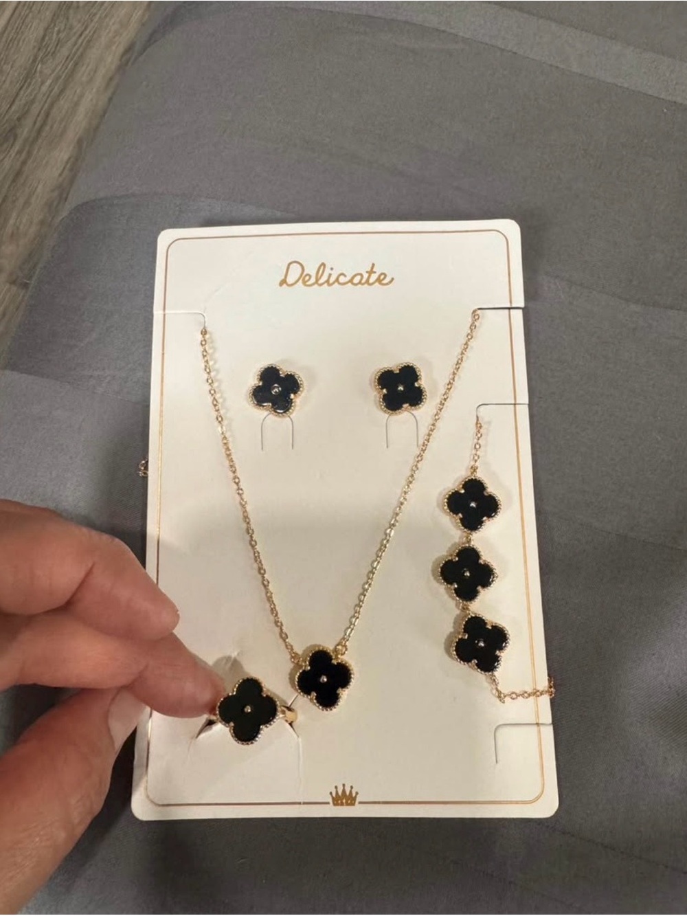 Delicate Black Clover Four-Piece Jewelry Set - Plated real gold. 18 k